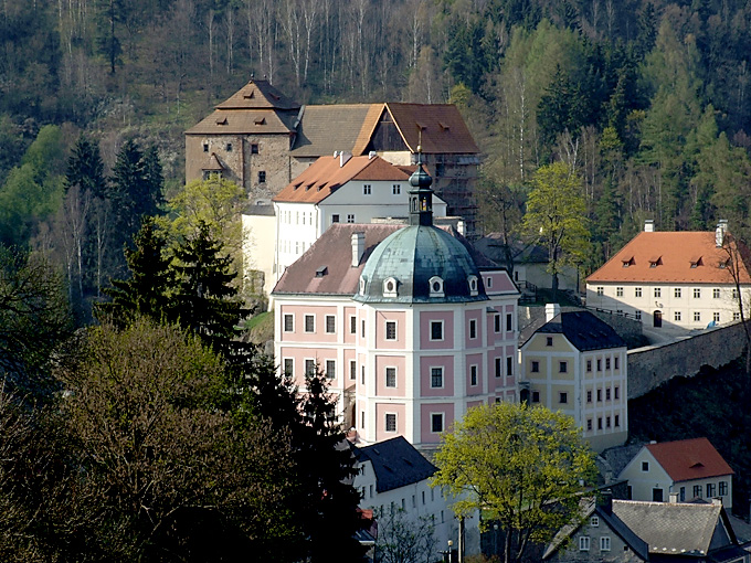 Státní hrad a zámek Bečov
